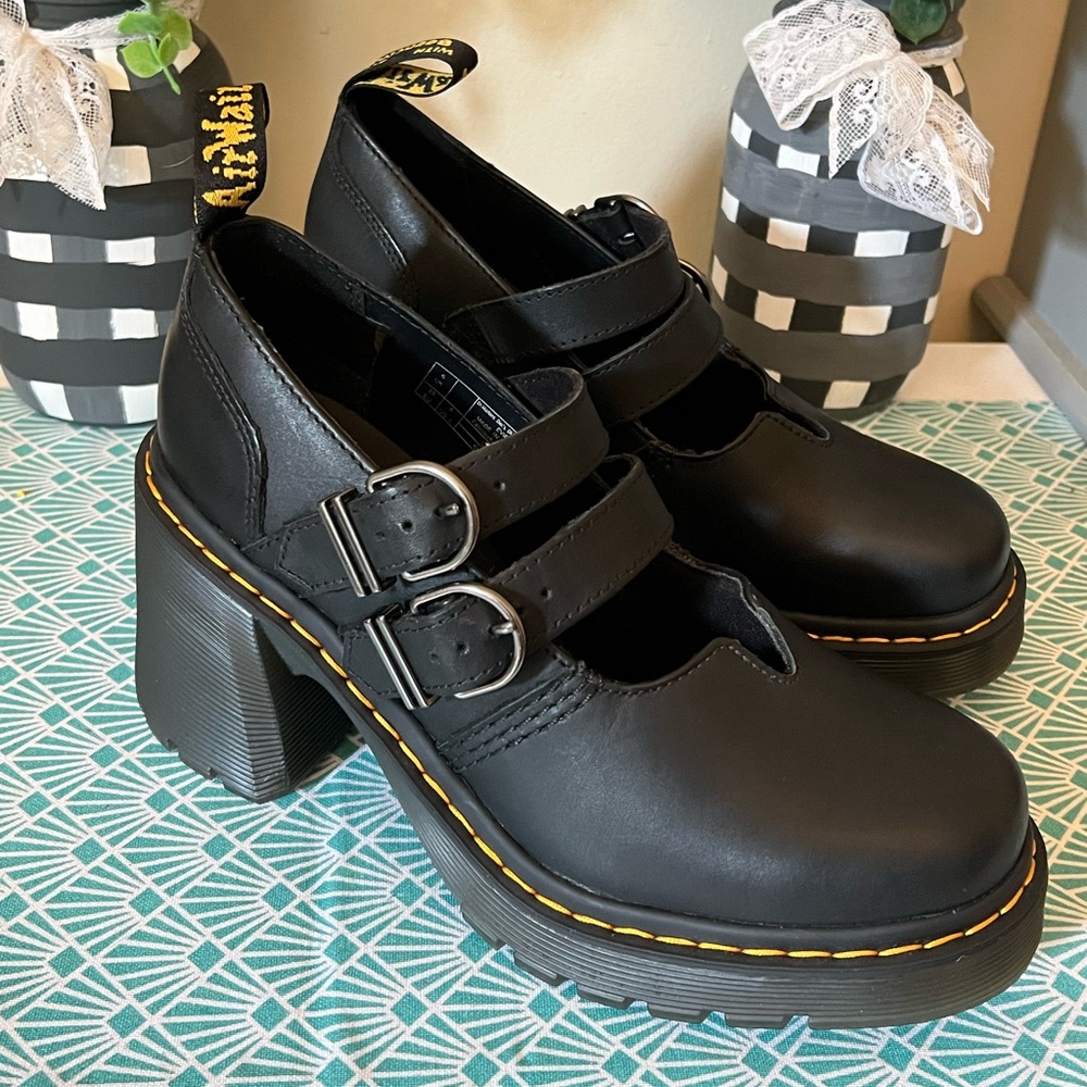 BRAND NEW - Dr. Martens Eviee Platform Heel Boots Mary Janes Size 8